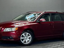 Röd Begagnad 2009 Volvo V70 Kombi | 69 900 kr (Marknadspris)