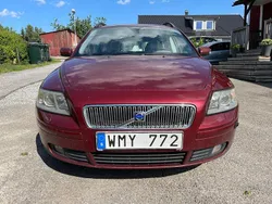 Röd Begagnad 2005 Volvo V50 Kinetic Kombi | 30 500 kr (Bra pris)