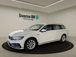 Vit Begagnad 2021 VW Passat Sportline Kombi | 229 900 kr (Bra pris)