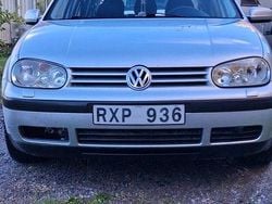 Silver Begagnad 2001 VW Golf IV Basis Halvkombi | 17 500 kr (Dyr)