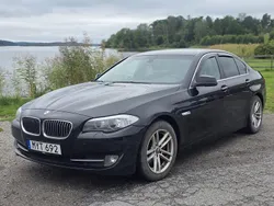 Svart Begagnad 2013 BMW 520 Sedan | 103 900 kr (Marknadspris)