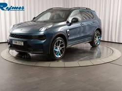 Blå (volation blue metallic) Ny 2024 Lynk & Co 01 SUV | 369 800 kr
