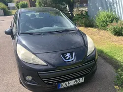 Svart Begagnad 2010 Peugeot 207 Halvkombi | 29 000 kr (Bra pris)