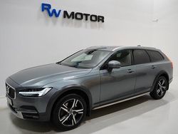Grå Begagnad 2017 Volvo V90 CC Inscription Kombi | 294 900 kr (Marknadspris)