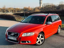 Röd Begagnad 2011 Volvo V70 R-Design Kombi | 75 000 kr (Marknadspris)