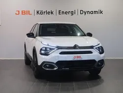 Vit Begagnad 2023 Citroën C4 PureTech SUV | 239 900 kr (Bra pris)
