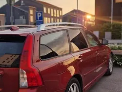 Röd Begagnad 2011 Volvo V50 Summum Kombi | 35 000 kr (Dyr)