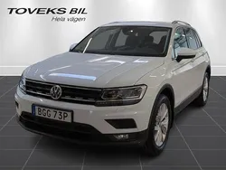 Vit (pure white) Begagnad 2020 VW Tiguan Executive SUV | 267 900 kr (Bra pris)