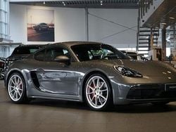 Mörkgrå Begagnad 2022 Porsche 718 Cayman GTS Sportkupé | 999 000 kr