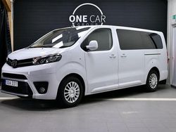 Vit Begagnad 2023 Toyota Proace Verso Kombi | 404 800 kr (Marknadspris)