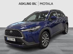 Mörkblå (blå) Begagnad 2024 Toyota Corolla Cross Style SUV | 389 000 kr (Marknadspris)