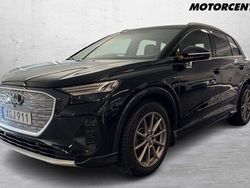 Svart Begagnad 2022 Audi Q4 e-tron Proline SUV | 439 000 kr (Marknadspris)