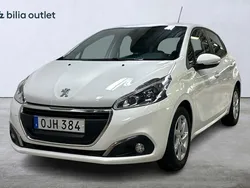 Vit Begagnad 2016 Peugeot 208 Halvkombi | 99 900 kr (Marknadspris)
