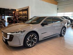 Grå Begagnad 2025 Mazda 6e Takumi-Line Sedan | 518 000 kr