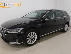 Svart Begagnad 2018 VW Passat GTE Kombi | 159 900 kr (Bra pris)