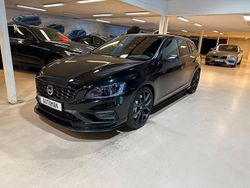 Svart Begagnad 2018 Volvo V60 Kombi | 449 900 kr