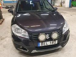 Grå Begagnad 2014 Suzuki SX4 S-Cross SUV | 115 000 kr (Marknadspris)