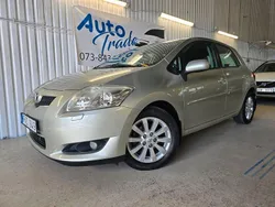 Silver Begagnad 2007 Toyota Auris Halvkombi | 79 900 kr (Marknadspris)