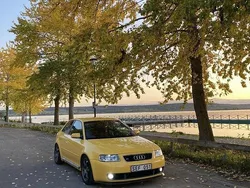 Gul Begagnad 2001 Audi S3 Halvkombi | 75 000 kr