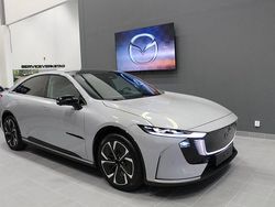 Grå Ny 2025 Mazda 6e Takumi-Line Sedan | 477 900 kr