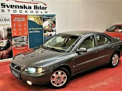 Grå Begagnad 2003 Volvo S60 Business Edition Sedan | 39 900 kr (Marknadspris)