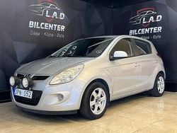Silver Begagnad 2009 Hyundai i20 Select Halvkombi | 77 900 kr (Marknadspris)