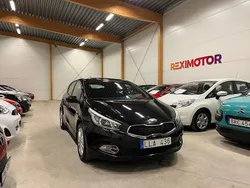 Svart Begagnad 2013 Kia Ceed EX Halvkombi | 74 900 kr (Lite dyr)