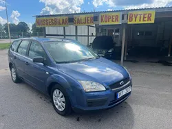 Blå Begagnad 2006 Ford Focus Kombi | 17 900 kr (Marknadspris)
