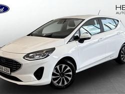 Vit (white) Begagnad 2022 Ford Fiesta Titanium Halvkombi | 149 900 kr (Marknadspris)