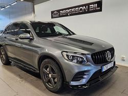 Grå Begagnad 2017 Mercedes GLC220 AMG SUV | 289 900 kr (Marknadspris)