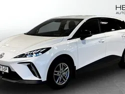 Vit (white) Begagnad 2023 MG MG4 EV Luxury Halvkombi | 334 900 kr (Marknadspris)
