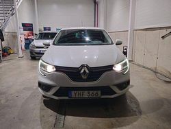 Vit Begagnad 2016 Renault Mégane III SE Halvkombi | 89 900 kr (Marknadspris)