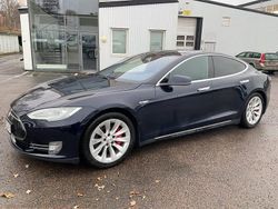 Blå metallic Begagnad 2015 Tesla Model S Halvkombi | 129 000 kr