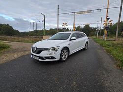 Vit Begagnad 2017 Renault Talisman GrandTour Kombi | 45 000 kr