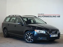 Svart Begagnad 2010 Volvo V70 Momentum Kombi | 99 900 kr (Marknadspris)