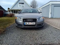 Grå Begagnad 2005 Audi A4 Sedan | 94 000 kr