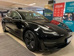 Svart Begagnad 2019 Tesla Model 3 Long Range Sedan | 299 900 kr (Lite dyr)