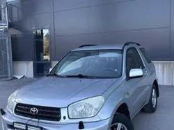 Silver Begagnad 2002 Toyota RAV4 SUV | 45 000 kr (Marknadspris)