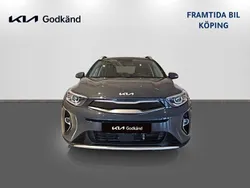 Grå Begagnad 2022 Kia Stonic Advance SUV | 229 500 kr (Marknadspris)