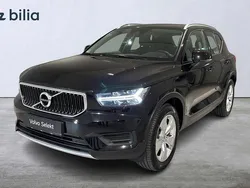 Svart Begagnad 2022 Volvo XC40 SUV | 309 000 kr (Marknadspris)