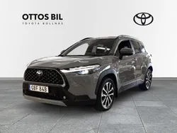 Grön Begagnad 2024 Toyota Corolla Cross Plus SUV | 409 000 kr (Marknadspris)