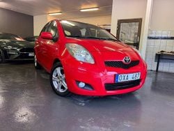 Röd Begagnad 2010 Toyota Yaris Halvkombi | 41 900 kr (Bra pris)
