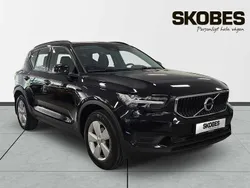 Svart Begagnad 2020 Volvo XC40 SUV | 224 400 kr