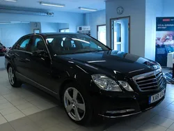 Svart Begagnad 2012 Mercedes E350 Sedan | 155 000 kr (Marknadspris)