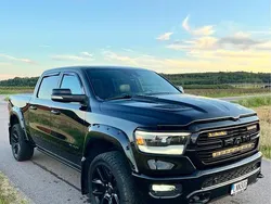 Svart Begagnad 2020 RAM 1500 Pickup | 570 000 kr (Superpris)