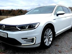 Begagnad 2017 VW Passat GTE Kombi | 125 000 kr (Bra pris)