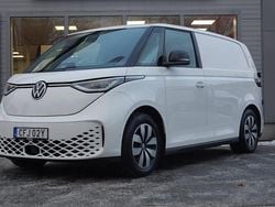 Vit Begagnad 2024 VW ID. Buzz Minibuss | 499 874 kr (Marknadspris)