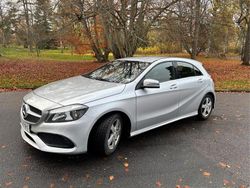 Silver Begagnad 2018 Mercedes A180 Style Halvkombi | 142 000 kr (Superpris)