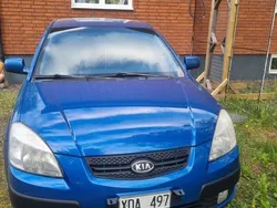 Blå Begagnad 2006 Kia Rio 4 Halvkombi | 20 000 kr (Lite dyr)