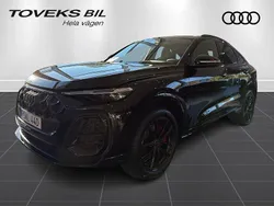 Svart (mytsvart metallic) Ny 2025 Audi Q5 Sportback S-Line SUV | 789 900 kr (Marknadspris)